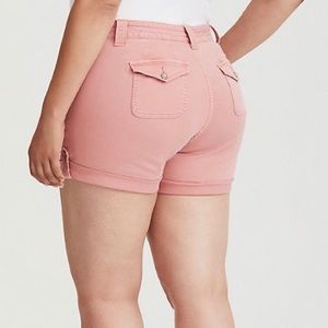 ✨ Torrid denim shorts pink / salmon NWT